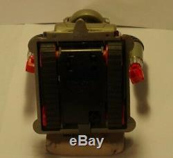 Vintage IDEAL Zeroid Robot Zintar in original plastic case, runs/works 1968