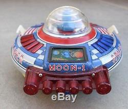 Vintage Ichiko Space Explorer Spaceship Tin Toy Made in Japan Moon-1 Astronaut