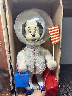 Vintage Japan Battery Operated Astro Dog Space Toy With Box Rare