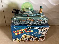 Vintage Japan Daiya tin toy space tank C1958