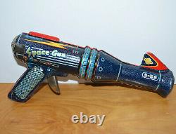 Vintage Japanese TIN LITHO S-58 SPACE GUN Battery Operated Working 1960s
