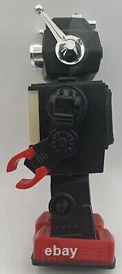 Vintage Kamko Saturn Walking Light Up TV Space Robot Tested Working As Found