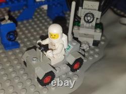 Vintage LEGO Space Alpha-1 Rocket Base (483)