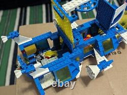 Vintage LEGO Space Cosmic Fleet Voyager # 6985 (1986)