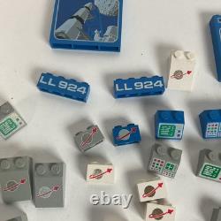 Vintage Lego Space Control Pannels 2x2 2x3 Floating Astronaut Command Base LL924