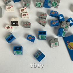 Vintage Lego Space Control Pannels 2x2 2x3 Floating Astronaut Command Base LL924