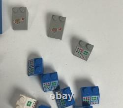 Vintage Lego Space Control Pannels 2x2 2x3 Floating Astronaut Command Base LL924
