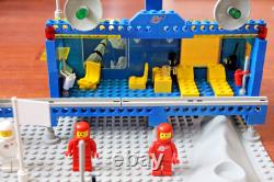 Vintage Lego Space Set 6970 Beta-1 Command Base, (100% Complete & Cleaned)