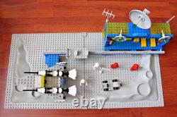 Vintage Lego Space Set 6970 Beta-1 Command Base, (100% Complete & Cleaned)