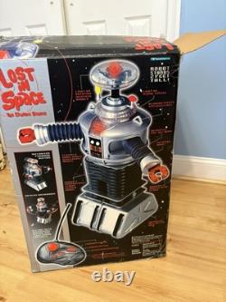 Vintage Lost In Space Classic B-9 Robot Rc 24 Trendmasters 1998