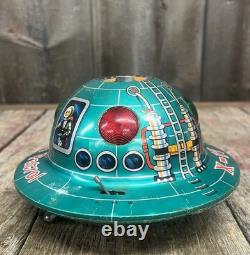 Vintage MASUDAYA Battery Operated Space Patrol X-17 Flying Saucer Toy Japan
