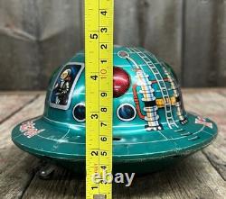 Vintage MASUDAYA Battery Operated Space Patrol X-17 Flying Saucer Toy Japan