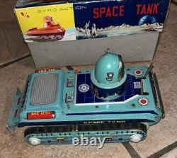 Vintage ME091 GYRO Action Space Tank Tin Battery Toy With Original Box