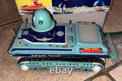 Vintage ME091 GYRO Action Space Tank Tin Battery Toy With Original Box