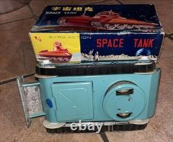 Vintage ME091 GYRO Action Space Tank Tin Battery Toy With Original Box
