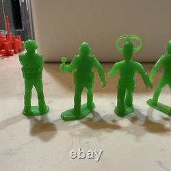Vintage Marx Operation Moon Base Green Space Aliens All 6 Included Mint Cond