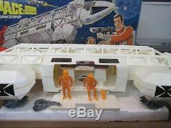 Vintage Mattel SPACE 1999 EAGLE 1 SPACE SHIP and BOX Near Complete