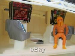 Vintage Mattel SPACE 1999 EAGLE 1 SPACE SHIP and BOX Near Complete