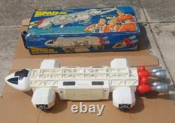 Vintage Mattel Space 1999 Eagle 1 Transporter Near Complete With Box & Figures