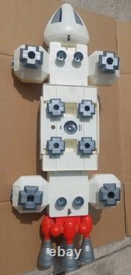 Vintage Mattel Space 1999 Eagle 1 Transporter Near Complete With Box & Figures