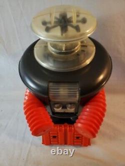 Vintage Near Mint Boxed 1966 Remco Lost In Space Robot NO Reserve