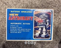 Vintage New Astronaut Robot 1960s-70s SH Toys Japan. Parts or Repair
