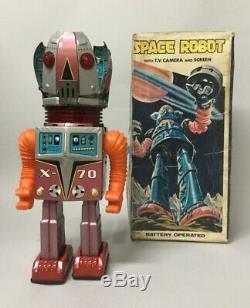 Vintage Nomura Toy SPACE ROBOT WITH TV CAMERA AND SCREEN/X-70 Electric Tinplate
