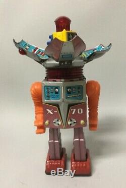 Vintage Nomura Toy SPACE ROBOT WITH TV CAMERA AND SCREEN/X-70 Electric Tinplate