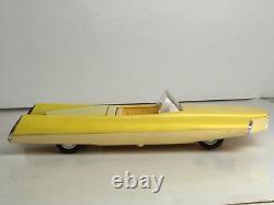 Vintage OK Toys Hong Kong Futuristic Space Battery Operated Dreamliner Car