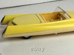 Vintage OK Toys Hong Kong Futuristic Space Battery Operated Dreamliner Car