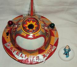 Vintage OLD Space Satellite X 107 Tin Litho Battery Operated Japan Modern Toys
