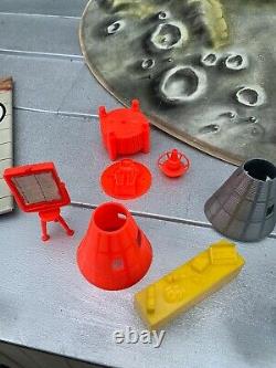 Vintage Operation Moonbase Marx Toys Boxed 4653 Space Station Landing