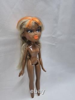 Vintage Original 2005 Bratz Live In Concert Space Angelz Sasha MGA- NUDE