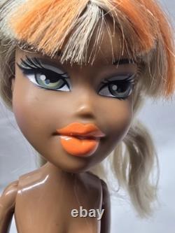 Vintage Original 2005 Bratz Live In Concert Space Angelz Sasha MGA- NUDE