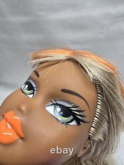 Vintage Original 2005 Bratz Live In Concert Space Angelz Sasha MGA- NUDE