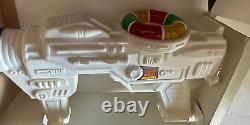 Vintage Radio Shack Electronic Space Ray Rifle 8 Toy Gun In Open Box