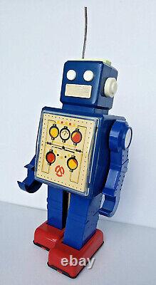 Vintage Rare Old RUSSIAN USSR Robot Space Toy Wind Up POGOT withKey 1970s