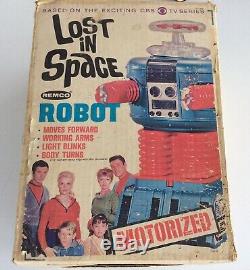 Vintage Remco Lost In Space Robot + Box 1966 Motorised