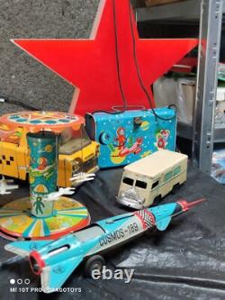 Vintage Rocket Toy Space Traveler Agatex Romania Cosmos 189 Friction Powered