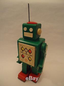 Vintage Russian USSR Space Rare Green Robot Wind Up Mechanical Toy 60s + Key