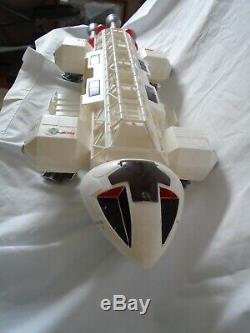 Vintage SPACE 1999 EAGLE MATTEL SPACESHIP MOON BASE Ship 1976 Gerry Anderson
