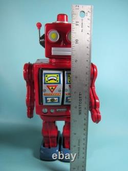 Vintage SPACE WALK MAN ME 100 Robot 12 Tin Toy Figure RED with Box Does NOT Power