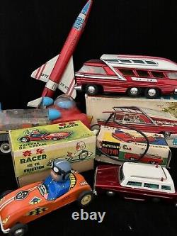 Vintage Space Car Toy Futuristic Concept Friction Powered Model Ruber Tires