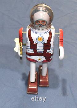 Vintage Space Commando Robot Tin Toy Wind Up in Original Box Working with Key