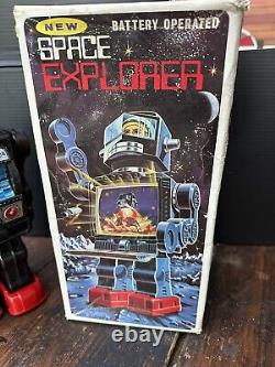 Vintage Space Explorer Tin TOY ROBOT by Horikawa Japan in original box 1960's