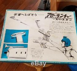 Vintage Space Gun MATSUSHIRO Arrow Launcher Japan MiB NOS Captain Ultra 60s