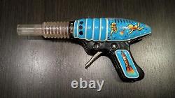 Vintage Space Gun Toy Astronaut Cosmonaut Alien Rocket Pistol Lemezaru Muvek