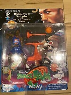 Vintage Space Jam Lot 1996 HOUSE OF SLAM SPACE DOME & Jordan Sylvester Figs