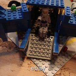 Vintage Space LEGO 928 Galaxy Explorer set 100% complete with instructions