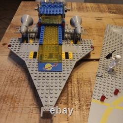 Vintage Space LEGO 928 Galaxy Explorer set 100% complete with instructions